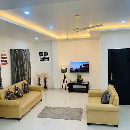White Orchid, Unique & Stylish, Executive 2Bhk. Guwahati Exterior foto
