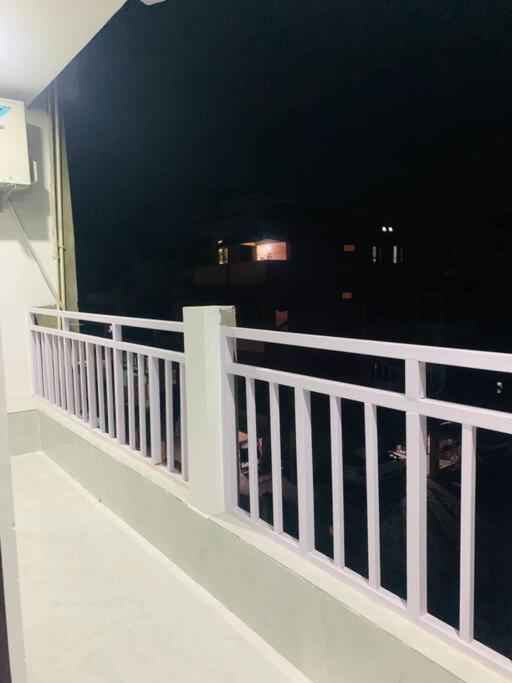 White Orchid, Unique & Stylish, Executive 2Bhk. Guwahati Exterior foto