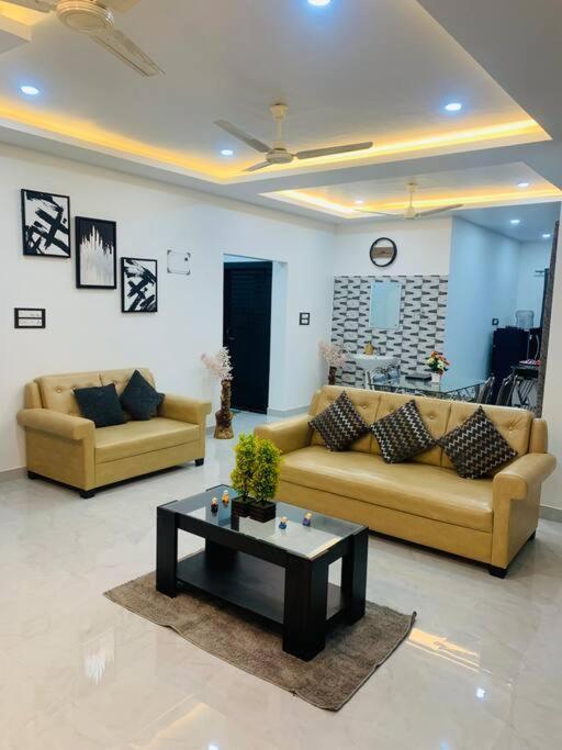 White Orchid, Unique & Stylish, Executive 2Bhk. Guwahati Exterior foto