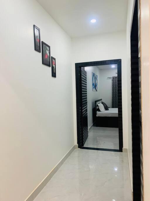 White Orchid, Unique & Stylish, Executive 2Bhk. Guwahati Exterior foto